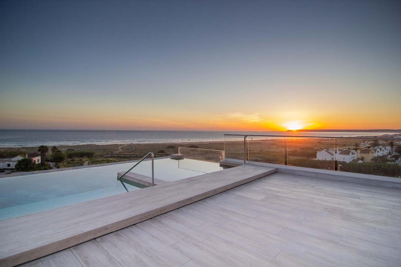 Hotel Zahara Beach&Spa - Adults Recommended Zahara de los Atunes Exterior foto Sunset at the beach
